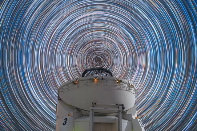 Imagen del cielo de Paranal del chileno Osvaldo Castillo es la foto del día de la NASA