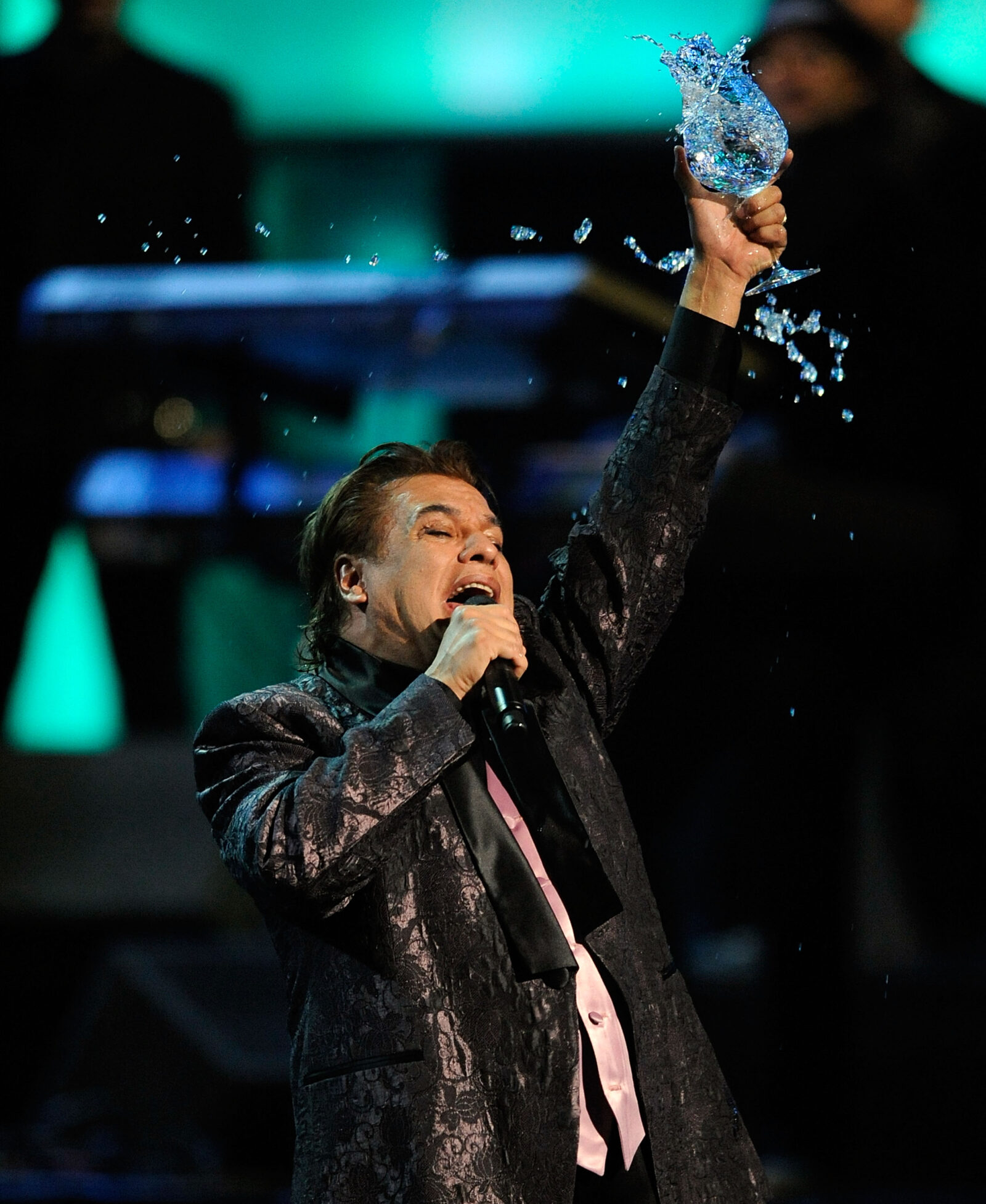 A diez años de su adiós, los récords que hacen de Juan Gabriel una leyenda