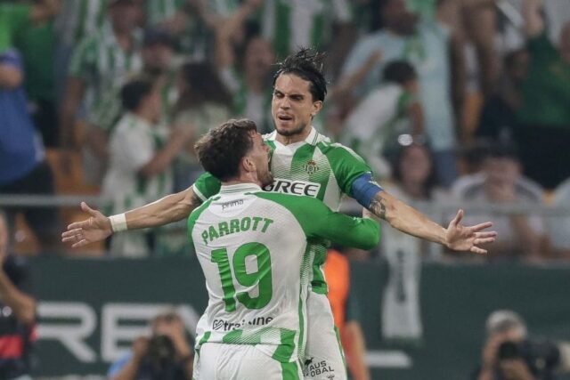 El Betis de Pellegrini tumba al Real Madrid con Parrott y un penal atajado a Mbappé