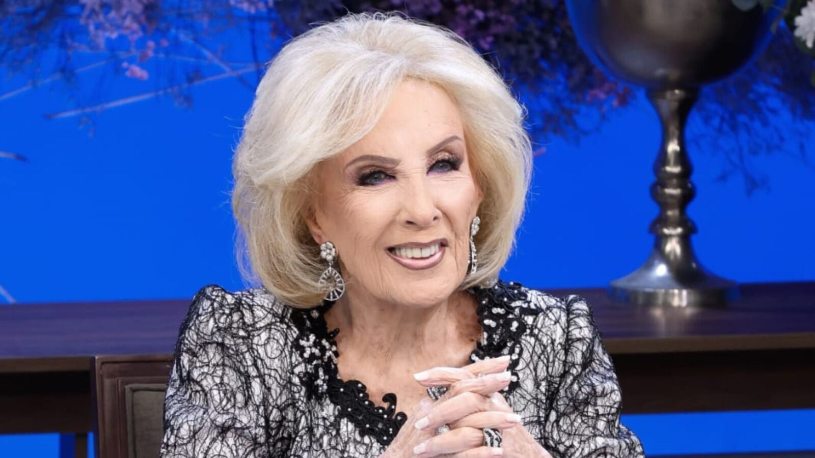 Mirtha Legrand estable: podría recibir el alta tras internación por bronquitis