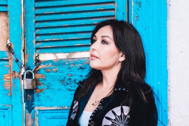 Denisse Malebrán lanza 'Amor en la niebla', su sexto disco solista