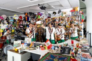 Los Mirlos llegan al NPR Tiny Desk con cumbia amazónica y un grito ecológico