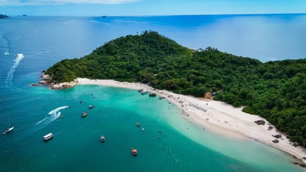 Ilha do Campeche, el paraíso reservado de Florianópolis que limita a 800 cupos diarios