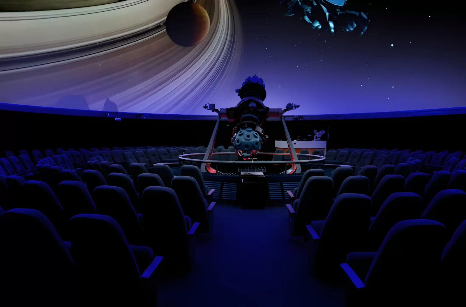 Neurofest 2026: corto inmersivo y charlas gratis en el Planetario USACH