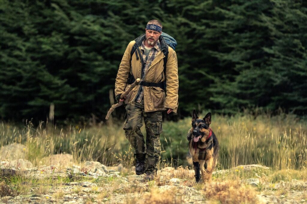 Brad Pitt y su perro Odín luchan contra Alaska en ‘El Corazón de la Bestia’