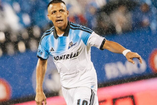 Dos chilenos en finales de copas: Sánchez con Montreal, Tapia con Columbus