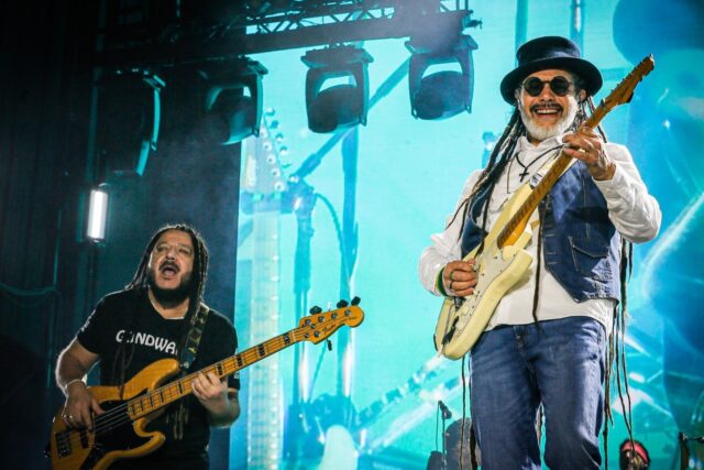 Gondwana y Quique Neira reviven su historia en La Florida con un concierto agotado