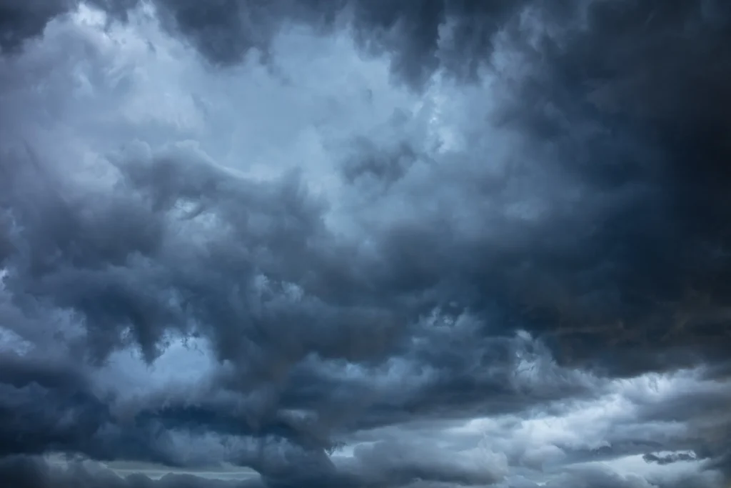 Primavera con frente y viento: así llegan las lluvias a la zona central