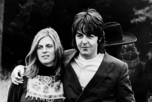 Paul McCartney conoció a Linda Eastman en un club londinense en 1967