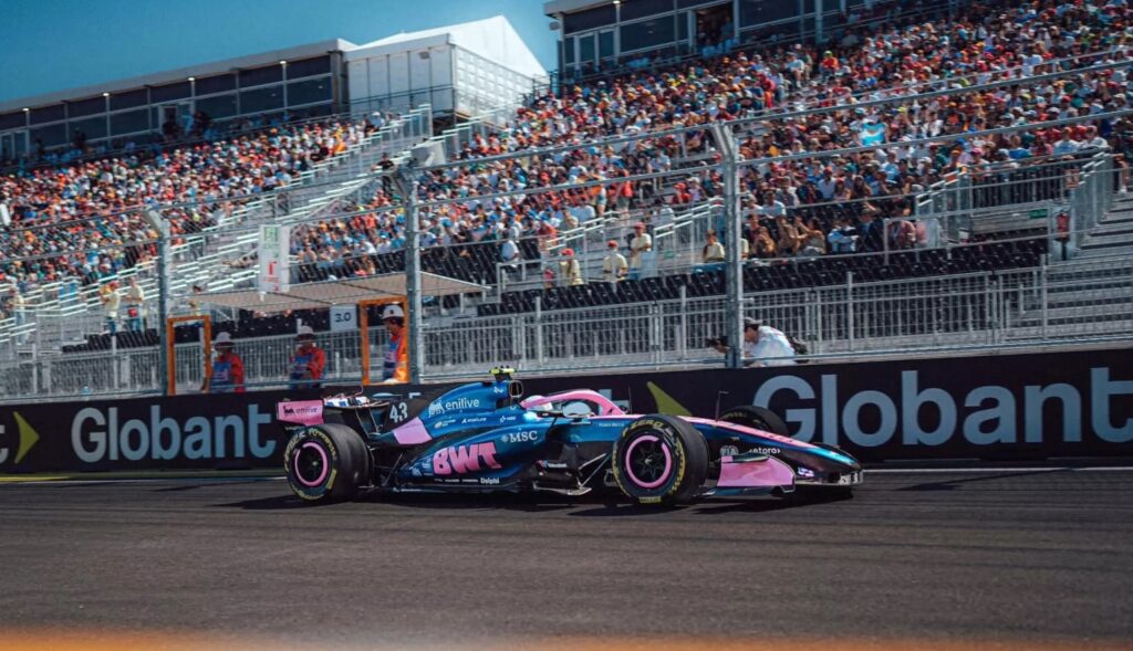 Franco Colapinto: el único piloto de F1 que ha completado todas las carreras en 2026
