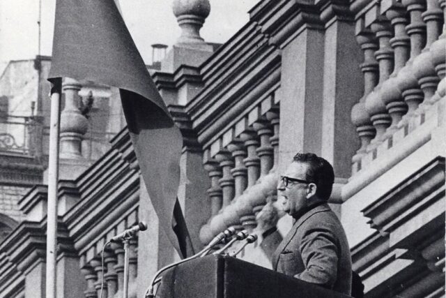 La batalla de Chile llega a Mubi: el documento esencial de la UP
