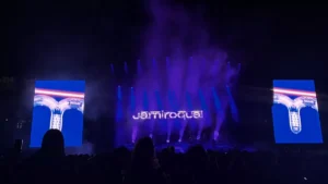 Jamiroquai volvió a Chile después de ocho años con show de lujo y bis sorpresa