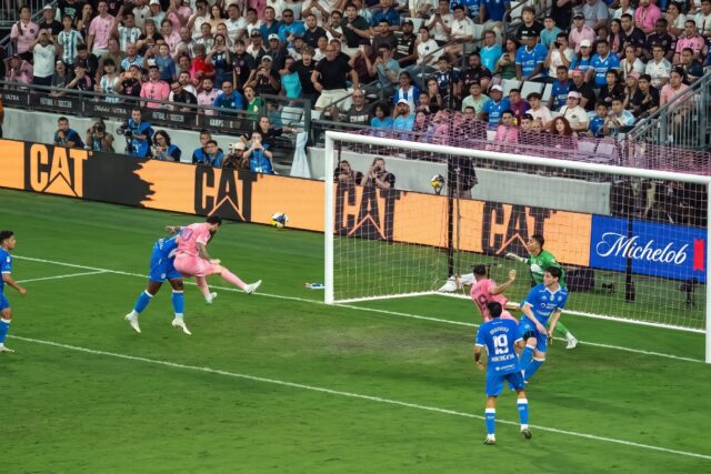 Messi llega a 100 goles con Inter Miami en revancha ante Cruz Azul