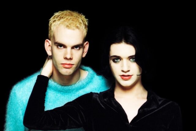 Placebo celebra 30 años y vuelve a Santiago en marzo de 2027