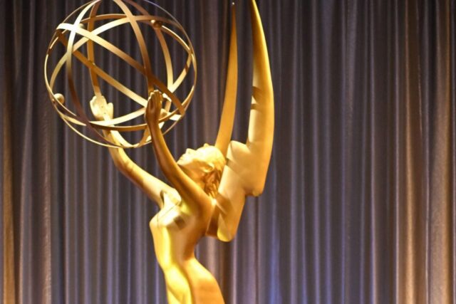 Emmy 2026: La Maldición de Widow's Bay arrasa y The Pitt repite