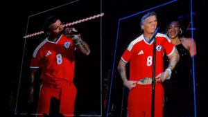 Robbie Williams y el guiño a Oasis que convirtió su show en Chile en un karaoke gigante
