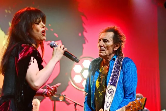 Ronnie Wood cambia de recinto en Santiago y aterriza en el Caupolicán