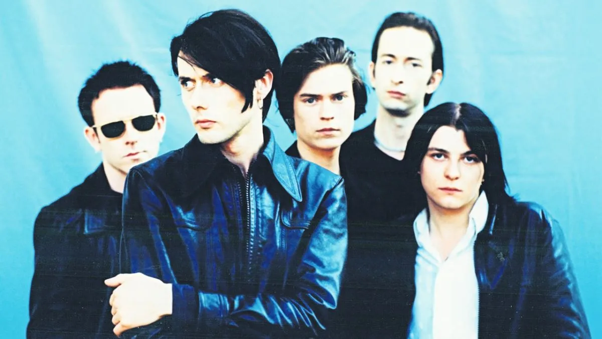 Suede y su giro pop: el disco que los salvó y conquistó a Bowie