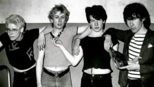 U2 celebra 50 años con anuncio de nuevo disco