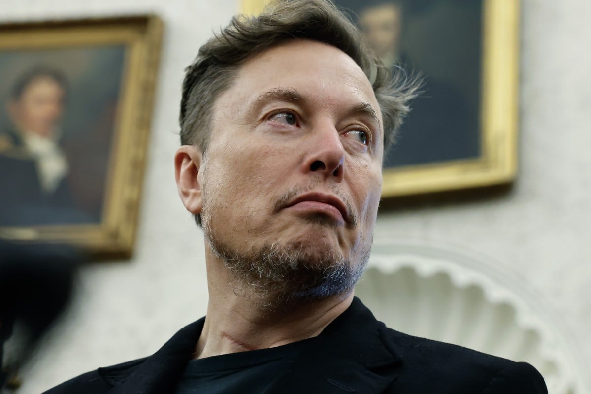 Alex Gibney estrena documental "Musk" en Venecia y tilda al magnate de "extremadamente peligroso"