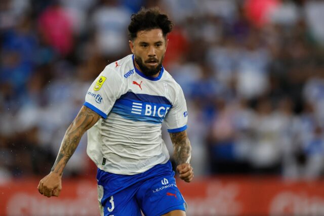 Eugenio Mena será operado de la rodilla derecha y estará más de un mes fuera