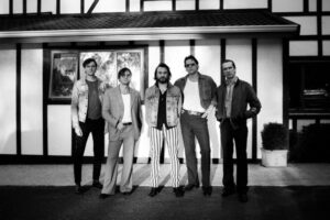 JET anuncia su regreso a Chile con show en la Cúpula del Parque O'Higgins