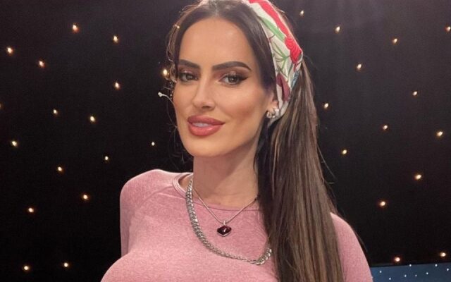Tensión en Zona de Estrellas: Adriana Barrientos y el incidente que la tendría fuera del programa