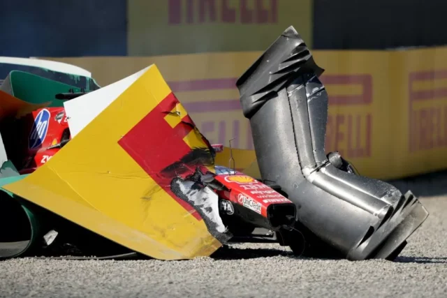 Brutal accidente de Charles Leclerc a 240 km/h paraliza el GP de Italia en Monza