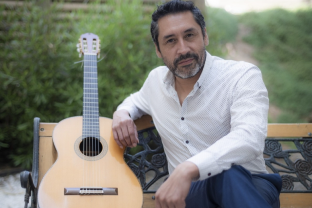 Esteban Espinoza en MAVI UC