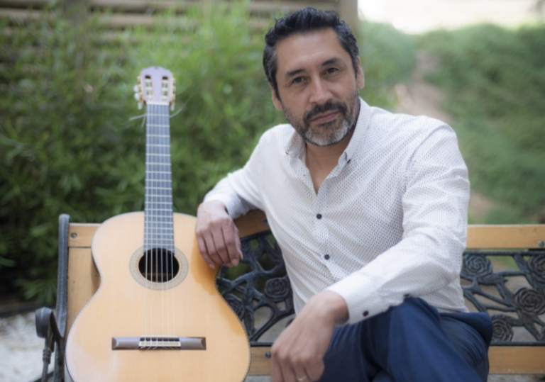 Esteban Espinoza en MAVI UC
