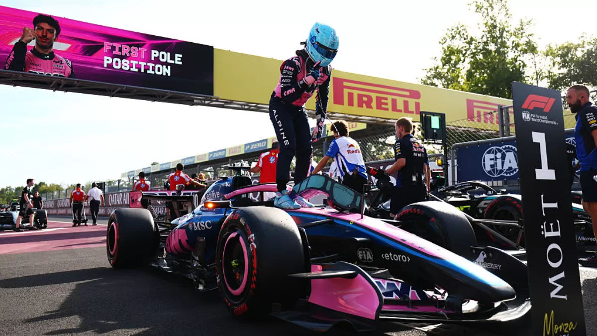 Pierre Gasly sorprende con la pole en Monza; Colapinto larga 7°