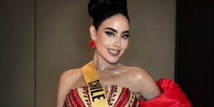Ignacia Michelson casi se cae en Miss Grand 2026 y redes la aplauden por su reacción