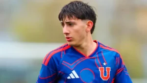El golazo de Valentín Montillo que paralizó al CDA y emocionó a los hinchas de la U