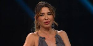 Pancha Merino deja «Primer Plano» y ficha en Canal 13 para «Alfombra Roja»