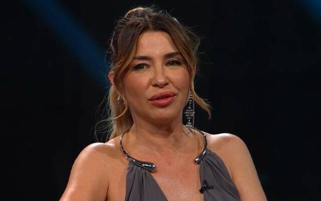 Pancha Merino deja «Primer Plano» y ficha en Canal 13 para «Alfombra Roja»