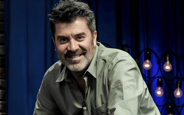 Pollo Valdivia trae de vuelta 'Algo Personal' a la pantalla chilena en TV+