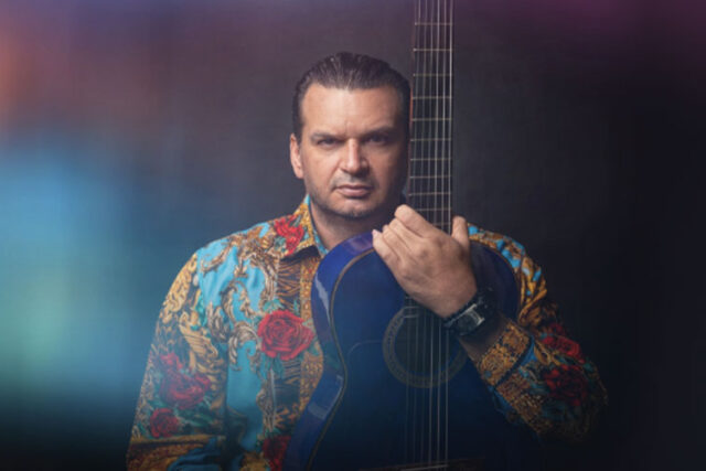Mario Reyes Leyenda Gipsy Kings y Noche Flamenca