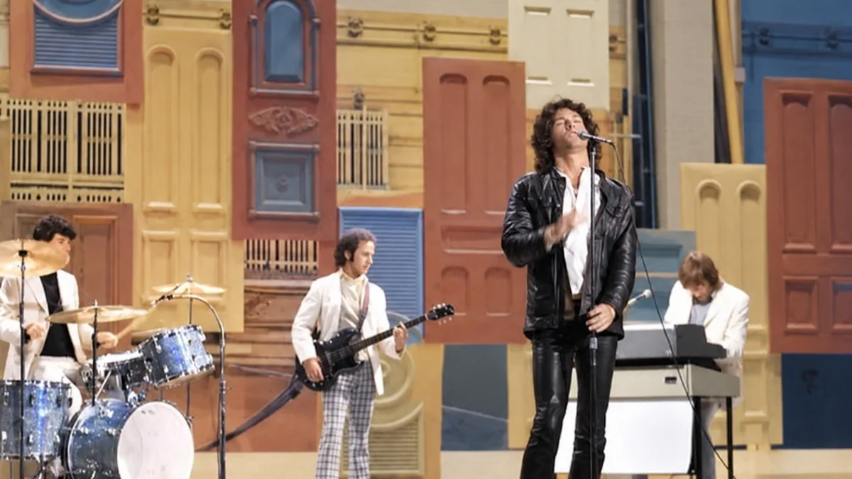 Jim Morrison desobedeció en televisión y The Doors quedó vetado para siempre