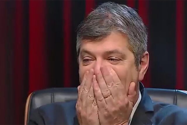 El teclado mecánico que Frankkaster le regaló a Pergolini y su reacción