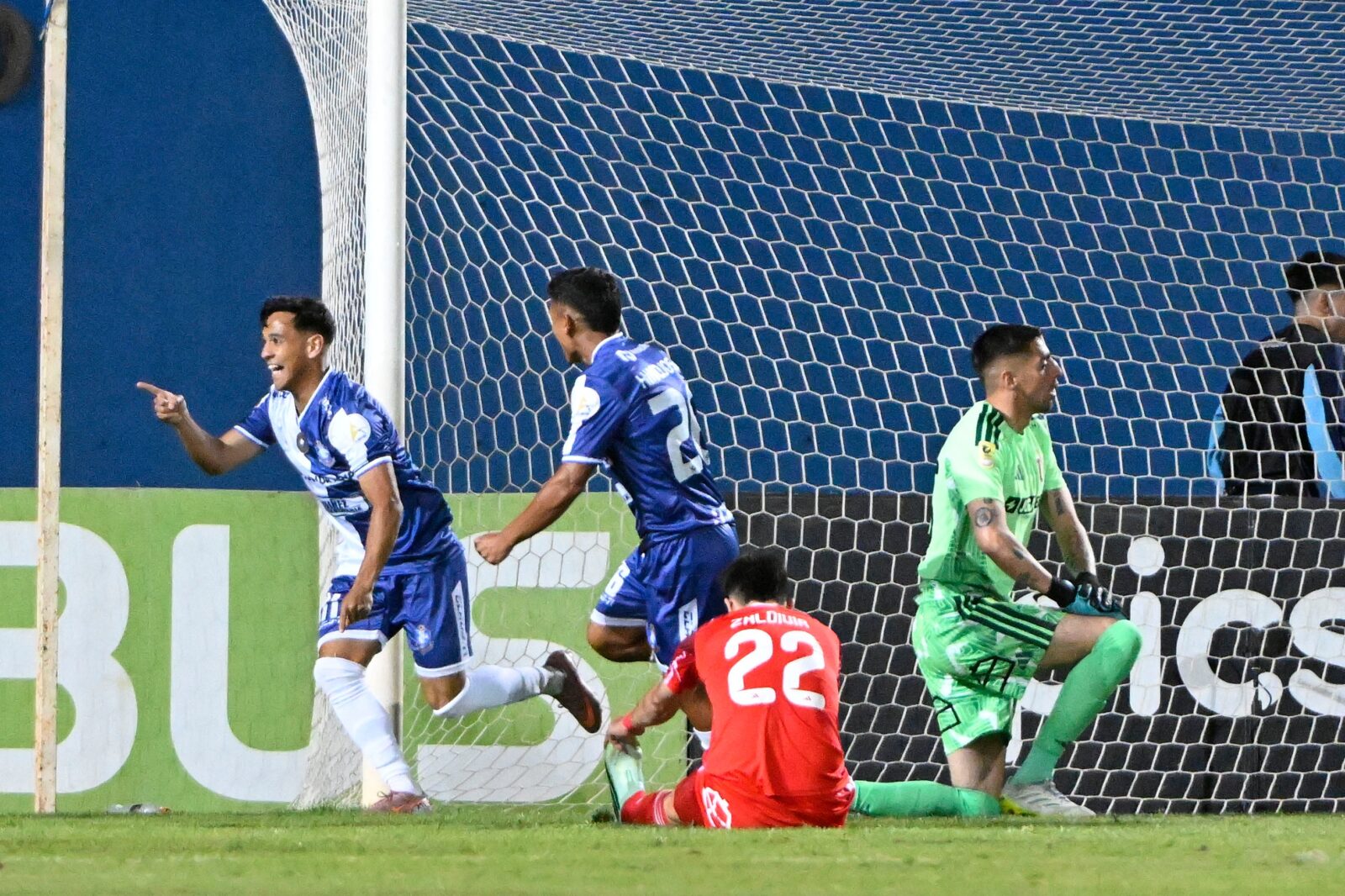 Universidad de Chile pierde 2-0 con Antofagasta y queda contra las cuerdas en Copa Chile