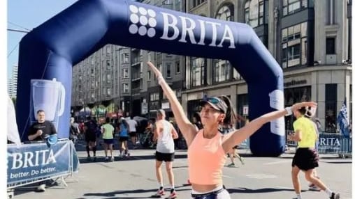 Influencer china es descalificada del Maratón de Berlín por pedalear parte del recorrido