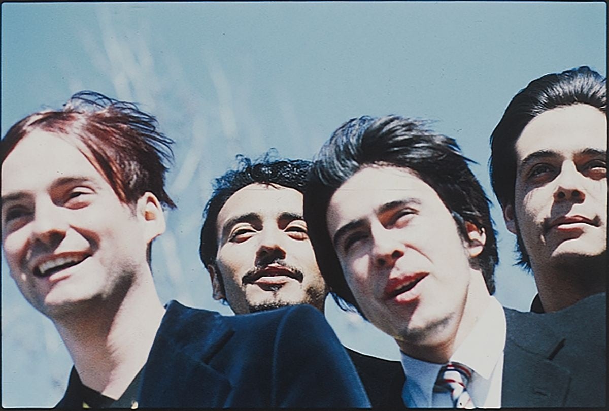 La tragedia aérea que enmarcó la creación de Viajar de Lucybell