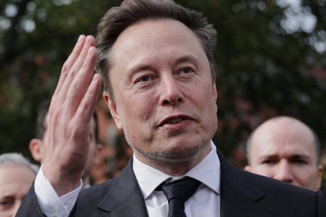 Elon Musk asegura que la IA cambiará los empleos, no los hará desaparecer