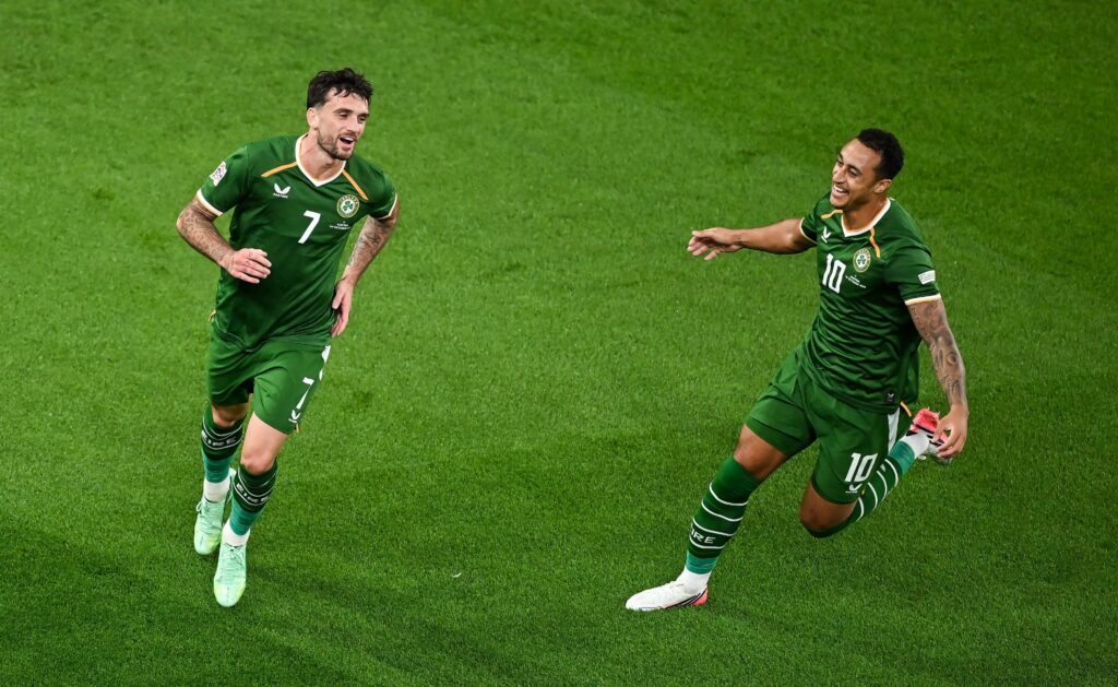 Troy Parrott, el goleador que encendió a Irlanda y le da la razón a Pellegrini
