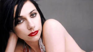 PJ Harvey celebra 57 años con un legado que cruza el rock y la poesía