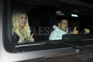 Wanda Nara y su novio, juntos el día del fallo que disolvió su matrimonio con Icardi