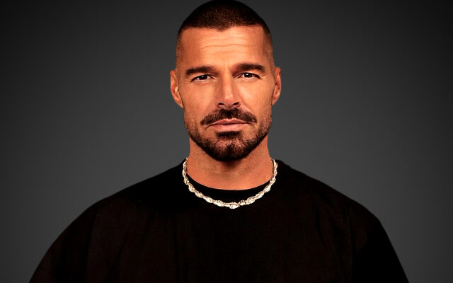 Ricky Martin y Pedro Sampaio estrenan «Pikito, pikito» en el NFL Rio Game