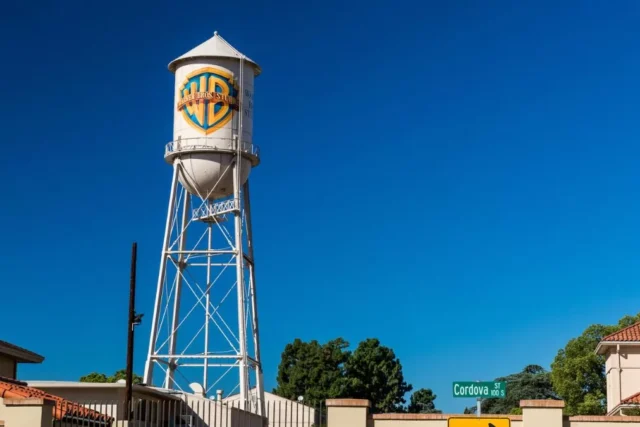 Paramount cierra compra de Warner Bros y nace Skydance