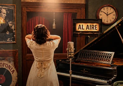 Ella y su Piano