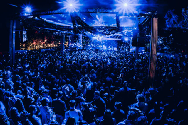 Piknic Electronik #4 - Guy Gerber | Tinikicker Dj | Rampue Live |
